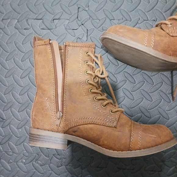 Bks Baker's Women Camel Brown Lace Up Flat Booties - Picture 8 of 12